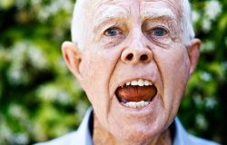Xử lý các hành vi hỗn hợp của bệnh nhân Alzheimer